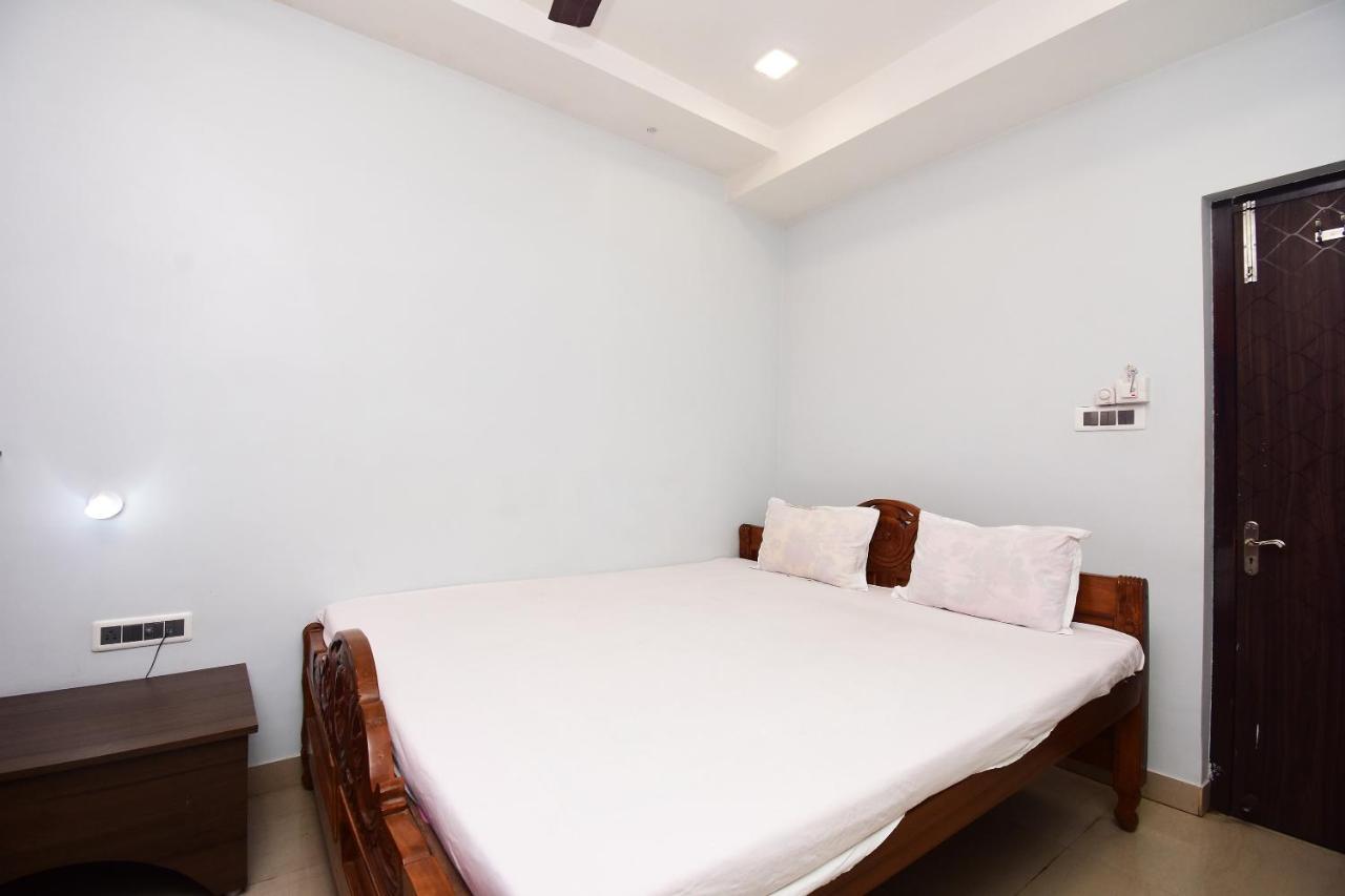 Spot On 45344 Loknath Tower Spot Hotell Krishnanagar Eksteriør bilde