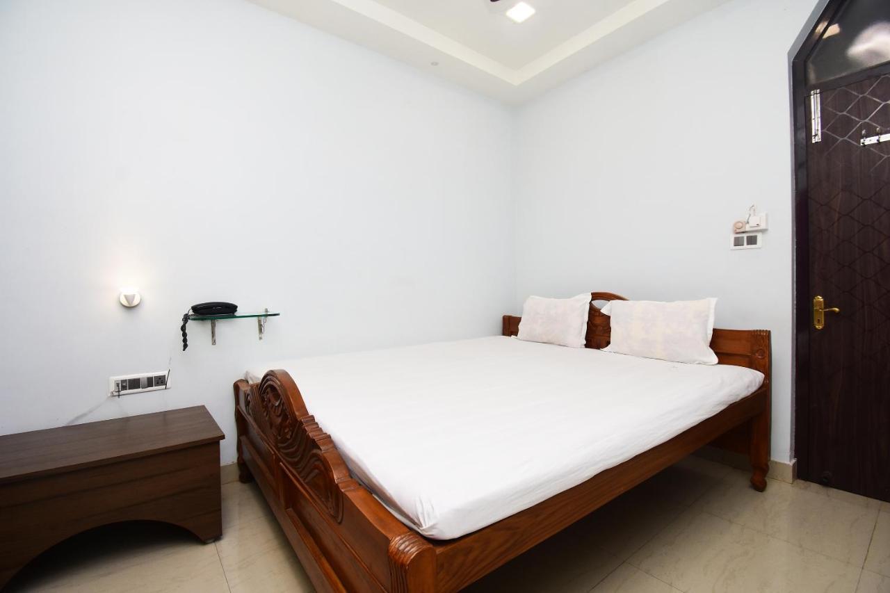Spot On 45344 Loknath Tower Spot Hotell Krishnanagar Eksteriør bilde